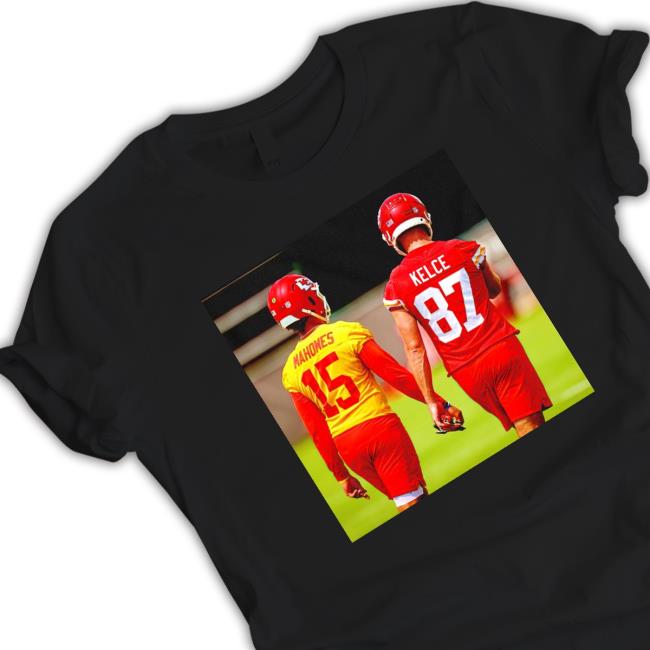 Patrick Mahomes and Travis Kelce holding hand funny picture shirt, hoodie,  sweater, long sleeve and tank top